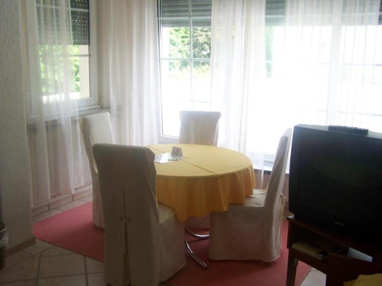Hotel Am Ufer Τρίερ Δωμάτιο φωτογραφία